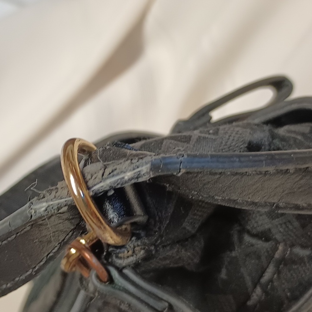 Tommy Hilfiger Shoulder Bag - Picture 7 of 9